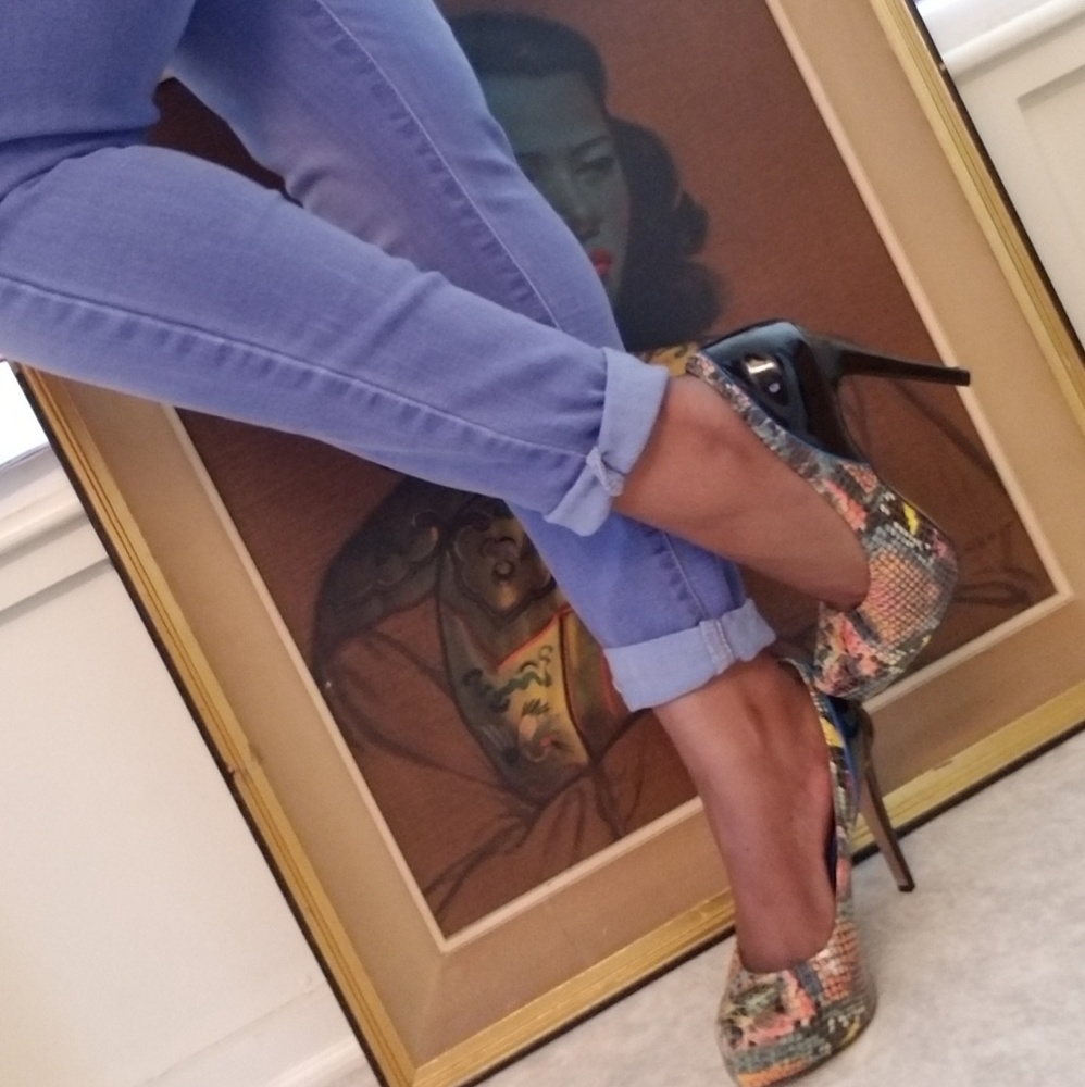 BCBGeneration Snakeprint Pumps